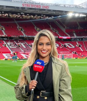 Melissa Reddy Instagram - Monday Night Football 🤩
You’re welcome for me inadvertently providing extra entertainment 🫢🫣🤣

Fair play to @andreonana.24 for fronting up and answering questions on the key incident. Big personality indeed.

(It should’ve been a penalty 😆)

The stadium erupted in relief when Varane scored, largely as Cunha was shredding through midfield for fun. A win for Manchester United despite a poor performance and much-needed encouragement for Wolves