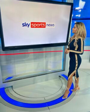 Melissa Reddy Instagram - Happy @skysports Birthday to me 🥳 One year in the bag and I can’t express how much I’ve learnt, grown, been challenged and developed in this time. 

As a writer, I used to think people on TV had the easy gig - I was extremely wrong. There is so much out of your control when you’re on air, no backspace when you’re live, and no 1000 words to add all the context needed. 

I’ve enjoyed myself so much and will continue improving. Thanks for sticking with me ♥️

My favourite part of the job has been a lot of the people I work with, who are friends not colleagues - you know who you are 😊