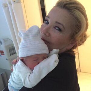 Actress Melody Thomas Scott HD Instagram Photos and Wallpapers July 2019