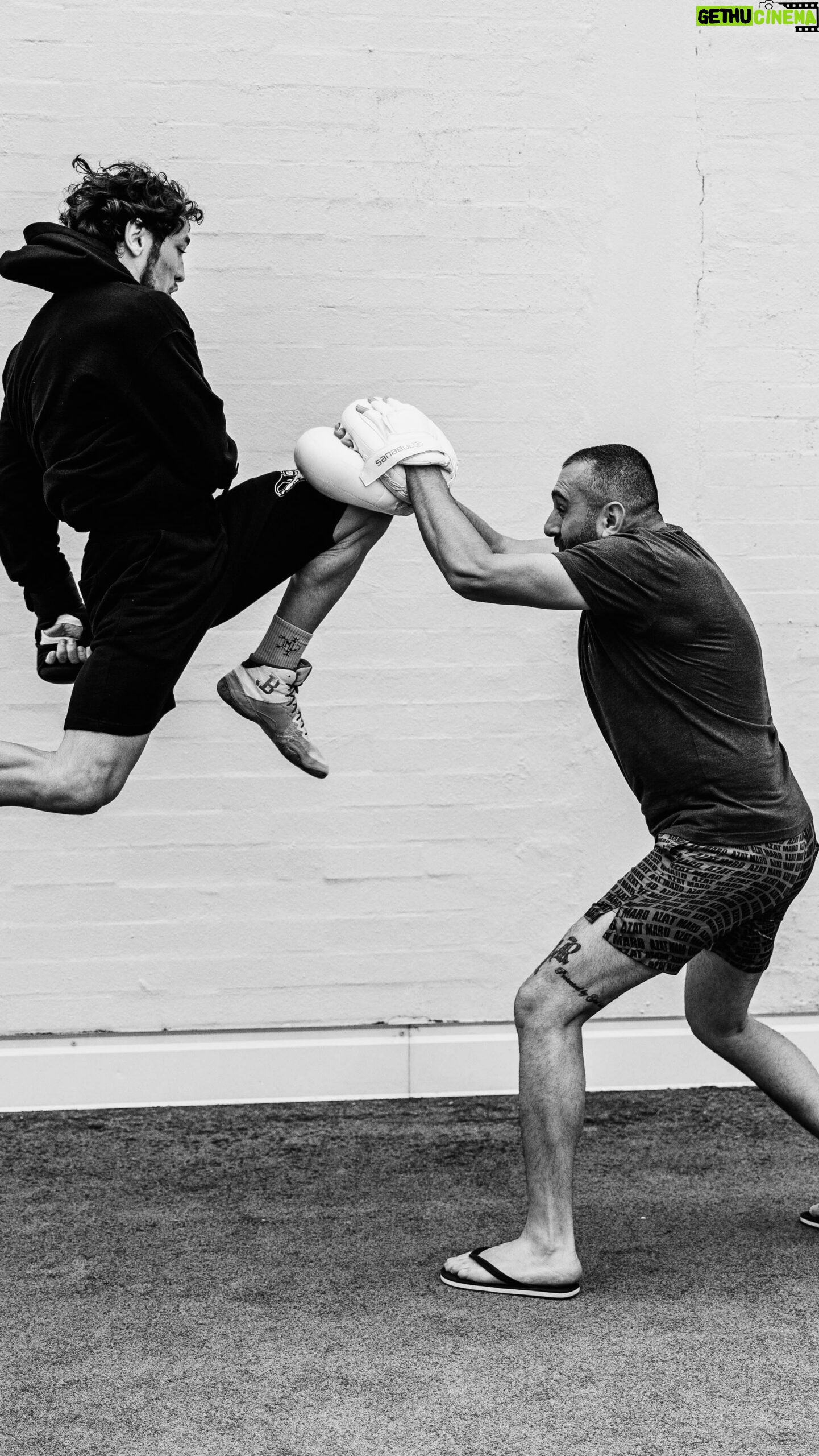 Melsik Baghdasaryan - 2.8K Likes - Making history my friend👌🏻
UFC 284 Australia 🇦🇺 🦘
#ufc284 #MelsikTheGun 🇦🇲 🇺🇸