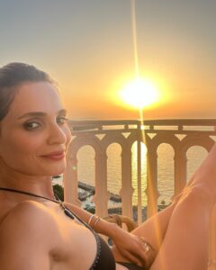 Actress Meriç Aral HD Instagram Photos and Wallpapers August 2024
