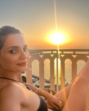 Meriç Aral Instagram - bu tatili atlatmam biraz zaman alacak belli ki 🪸🪸🌞🪸🪸🌞🌞🪸🪸🌞 
#reklam