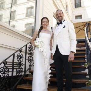 Actress Merve Dizdar HD Instagram Photos and Wallpapers June 2024