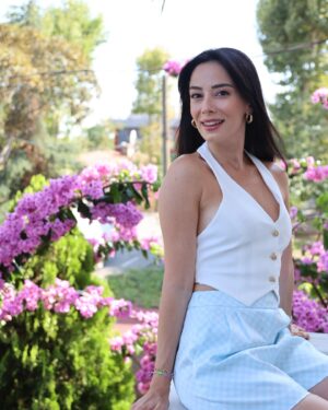 Merve Sevi Instagram - Fotoğrafın kokusunu hepinize yolluyorum 

Hissedin 🫶🏼