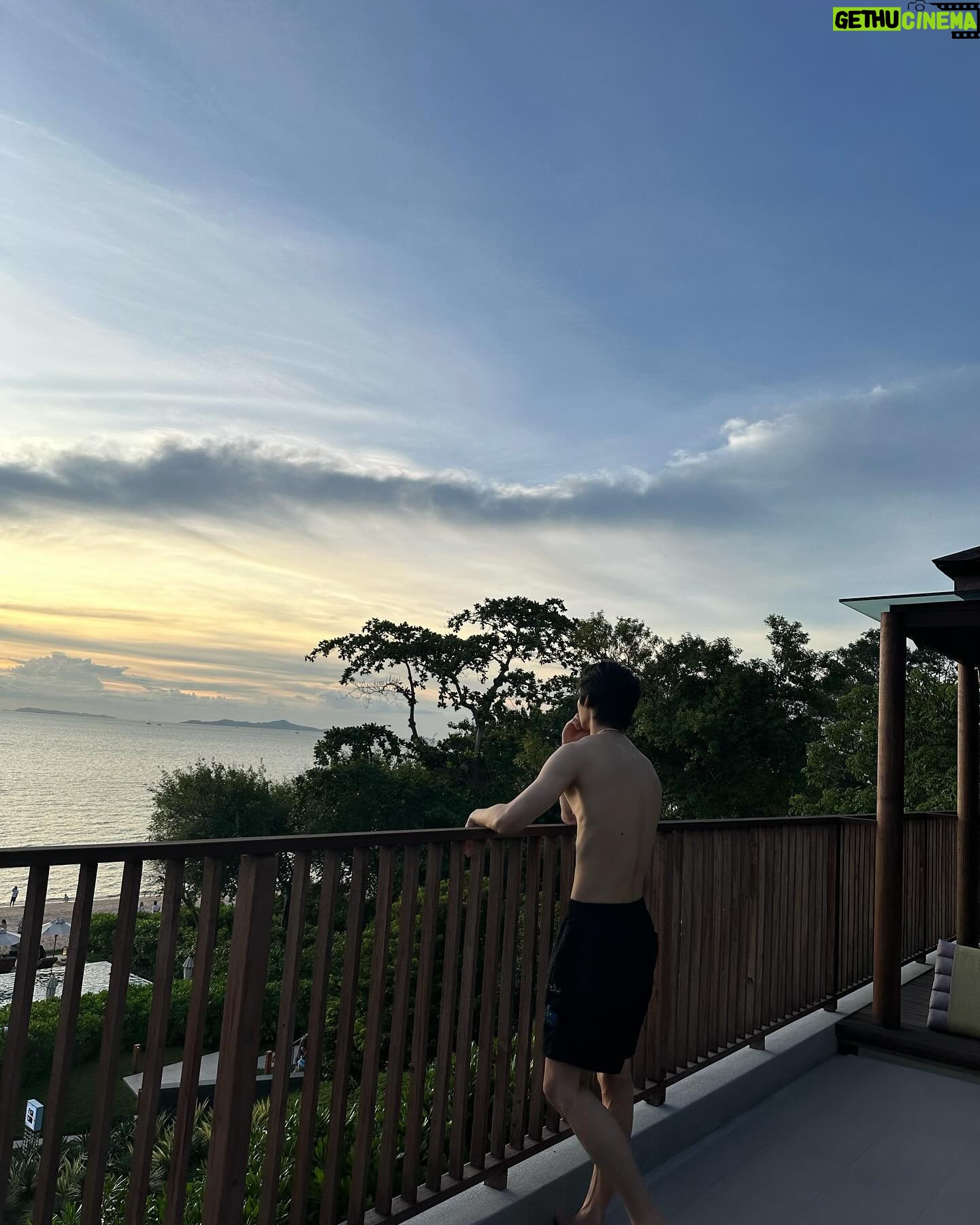 Metawin Opas-iamkajorn - 1 Million Likes - Vacation mood 🏝️