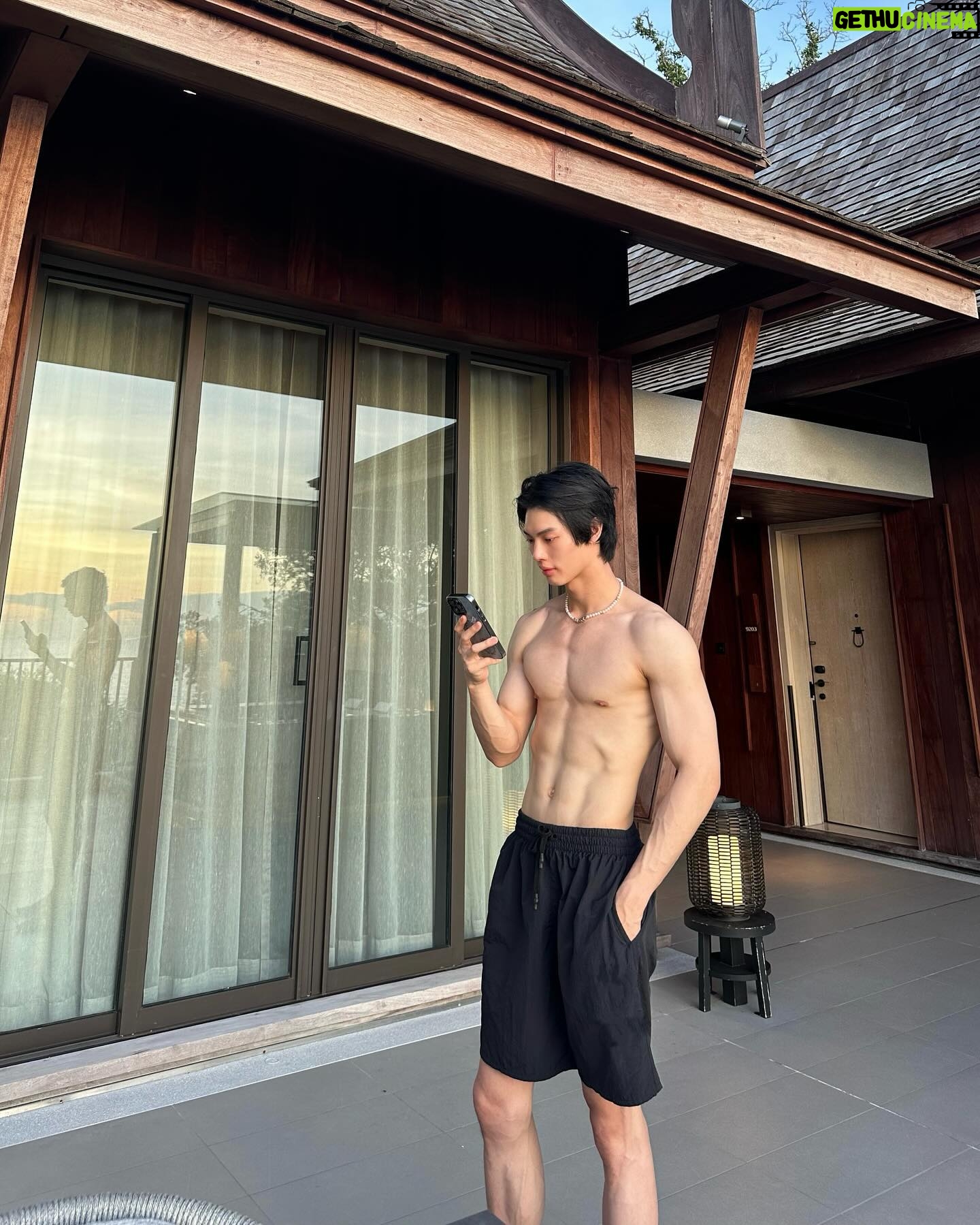 Metawin Opas-iamkajorn - 1 Million Likes - Vacation mood 🏝️