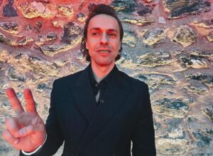 Metin Akdülger Instagram - KGKG 🤍🥂🌺
