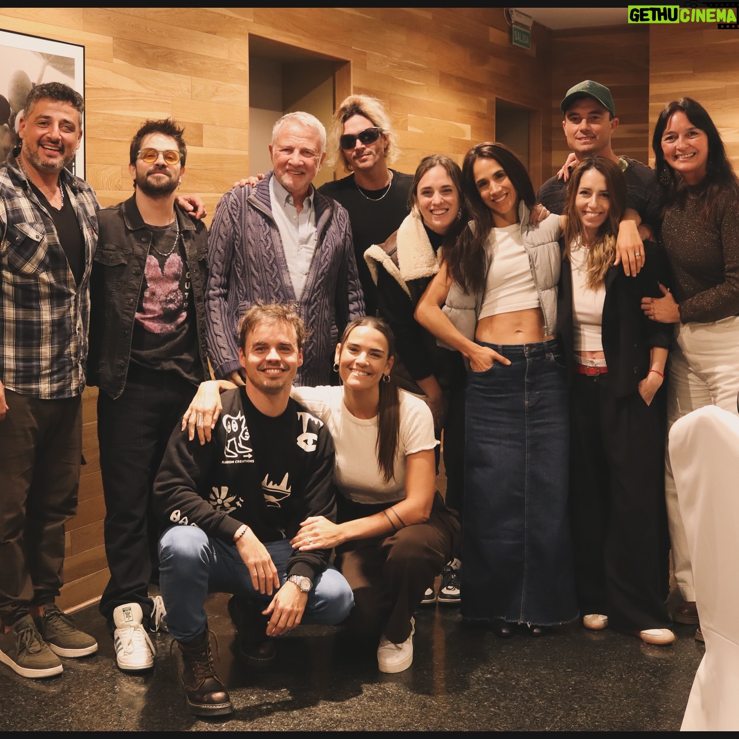 Micaela Vázquez - 72.3K Likes - EQUIPAZO TOTAL 24/7 🔛
@yair_dori @felipecolombook @rojas_benja @micavazquezok @jazbeccar @georgiemollo @josezcurra @diegogarcia008 @mesagliodiego @belushca
🔛 Listos para el show de #rishonlezion 15.9.24.
• #MODOON #rebeldeway #Reencuentro
•
📸 @marudirago