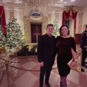 Michael Grant Terry Instagram - A little White House with my ❤️ @utah_gimmetwo #holidayparty @whitehouse