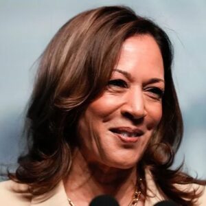 Michael Imperioli Instagram - Be on the right side of history: VOTE FOR KAMALA!!!! LINKS IN BIO for voter registration and to donate to the campaign. @kamalaharris @vp