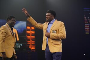 Michael Irvin Instagram - Such an emotional moment for Hall of Famer Andre Johnson, who received his Haggar Gold Jacket from fellow Hall of Famer Michael Irvin.

#PFHOF24