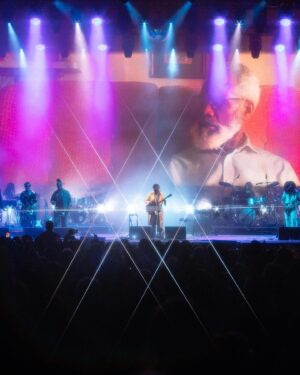 Michael Kiwanuka Instagram - Bless you Wilderness. So much ❤️

📸: @photosbychloeh