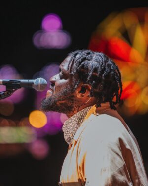 Michael Kiwanuka Instagram - Moments from Wilderness. 

Last few summer shows this weekend at @sydforsolen and @grape_festival 

📸 - @andylittlefilm