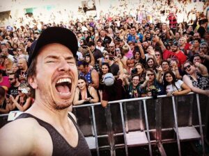 Michael Traynor Instagram - Roaring off on another adventure!! #WalkerStalkerCruise #WSCruise2019
@walkrstalkrcon @sxmliveloud @skyboundent @thewalkingdead