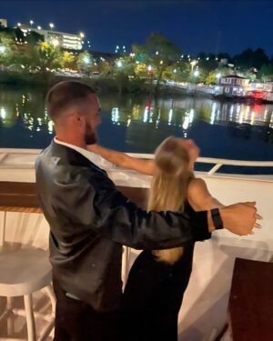 Michael Yerger Instagram - happiest of birthdays to my best friend @daisykeech you are the most caring, gracefully gentle, truly kind, fiercely loyal, and purest human out there and i’m so grateful to experience life with you. here’s to another year of not taking life so seriously, making memories & enjoying nature. love you forever & ever