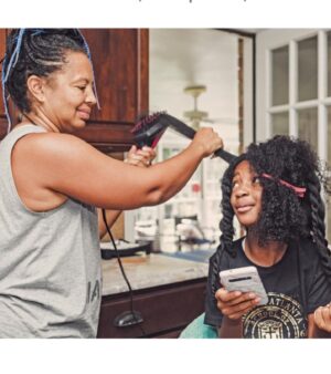 Michaela Angela Davis Instagram - Wepa! 🇵🇷➰✊🏽#PuertoRico #banhairdiscrimination #PassTheCrown #SCAC