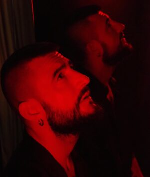 Michal Instagram - Aujourd’hui nous tournons le clip de la chanson « The Women I Love ». Ce sera le dernier single de mon album MK40 et il clôturera cette magnifique période de ma vie ❤️ Comment sera ce clip selon vous? Comment est-ce que vous l’imaginez? #thewomenilove #clip #single #mk40 📸 @bixente_photography
