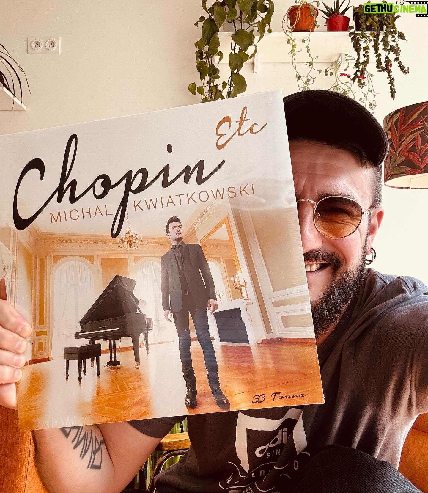 Michal - 471 Likes - Hello les amis! J’ai le plaisir de vous annoncer que le vinyle « Chopin Etc » est de retour sur mon site officiel ( www.michal-kwiatkowski.com) ❤️ Bonne semaine à tous! #chopinetc #vinyle #LP