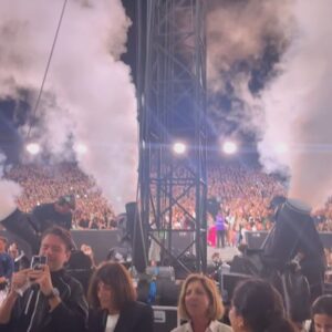 Michelle Collins Instagram - @adele in Munich was like the Opening Ceremonies of singing if that makes sense?? I won’t lie as someone famously anti-crowd, parts leading up to the show were a lillll stressy on me, like waiting on the delousing line for water and then on another line to buy dinner I’m told was plated by a local artisan. (slide 5) (this is what they handed me.) But once the show started my GOD she really has it all. Looks, talent, humor, humility, theatrics, she pulled it off and then some. The three biggest surprises for me were a surprise quintet of high-grade massive gas-fueled confetti cannons that went off literally behind my seat and essentially cryogenically froze us; watching the 100m ladies final; and accidentally recreating one of my top memes. Goes without saying… FANKS ADELE 🥰 full recap Monday including rehashing the story of when we met at vh1 and then mutually snubbed each other outside of the soho Apple Store (I love her for this)