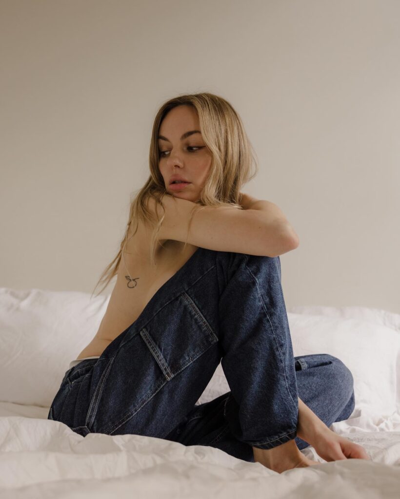 Actress Michelle Mylett HD Instagram Photos and Wallpapers July 2024