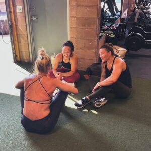 Michelle Waterson-Gomez Instagram - The best friends are the ones you suffer with!!! lol 😝 today kicked my butt, but I won’t have it any other way!! Cheers to the ones that push you!!!