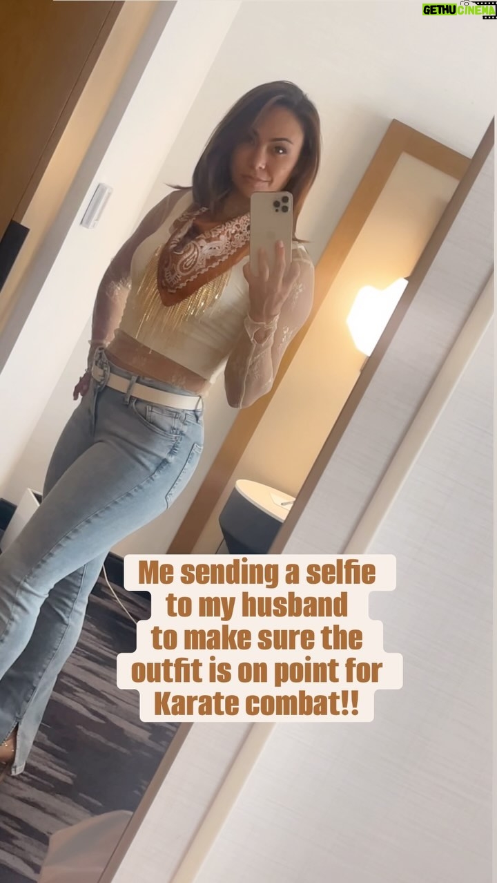 Michelle Waterson-Gomez - 7.7K Likes - What do you think of my outfit!?! #karatecombat #karatehottie