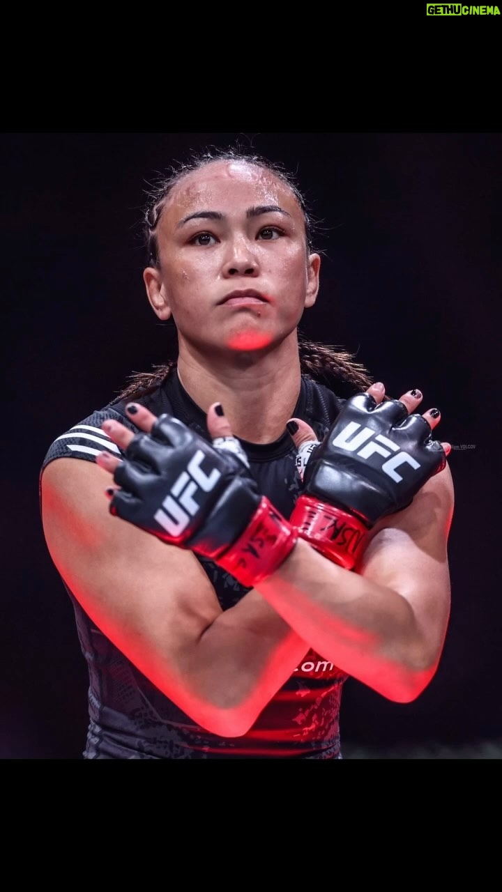 Michelle Waterson-Gomez - 13.8K Likes - Shoot for the stars, and even if you miss at least youβll land on the moon!! Life is a beautiful journey. Make sure you cherish every second of it. Just wanted to share some photos of all these amazing people.