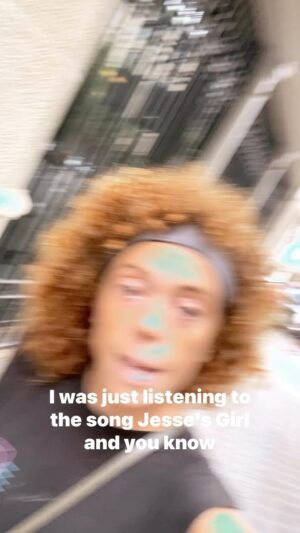 Michelle Wolf Instagram - She’s got a name! Probably! #rickspringfield #jessiesgirls #laura #music #comedy #standup #michellewolf