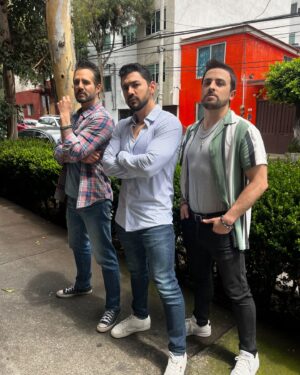 Miguel Martínez Instagram - Ya toca el dump del mes ✨👉🏼