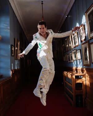Mika Instagram - Pure joy and energy at Warwick Castle last night!

📸 @danilodauriafoto