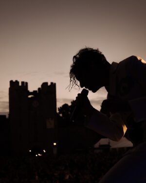 Mika Instagram - Pure joy and energy at Warwick Castle last night!

📸 @danilodauriafoto