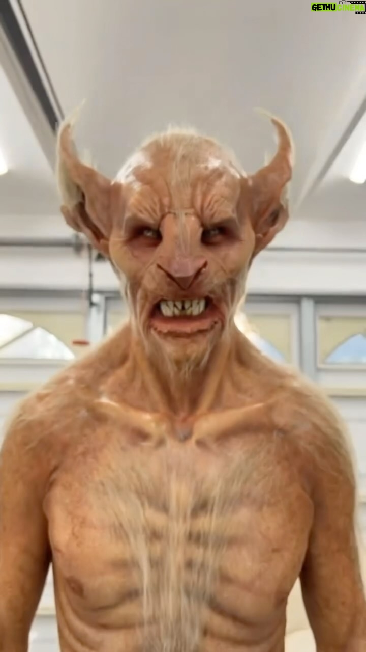Mike Pecci - 472 Likes - The prosthetic work is just epic! Go show love to the artists! Reposted Makeup application by @tarnovetska prosthetics by @rbfx!
Prosthetics: @rbfx
Actor: @gordontarpley
Sculptures: @wayneandersondesigns @nicholaswinstead @ekoostudio
Makeup application, hair (hand laid), finish:
@tarnovetska @sashaglasser @fainafx @brittanyyynicole
Teeth: @aaron_globerman
@ebaperformancemakeup @melproductsusa @ppipremiereproducts @westmorefx @iwata_airbrush
@bdelliumtoolssfx
#creaturedesign #specialmakeupeffects #creaturemakeup #fxmakeup #prosthetics #prostheticmakeup #rbfxprosthetics #mikepeccidirector #podcast @inlovewiththeprocesspod