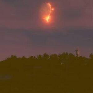Mike Pecci Instagram - Did you catch last nights meteor shower? So cool! Reposted @meteorshorts #vfx #horrormovies #fx