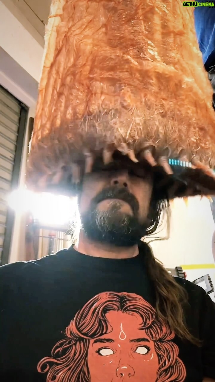 Mike Pecci - 1.7K Likes - Such an imaginative trick that when lit on screen could be truly terrifying. Big shout out to the team behind this insanity!! reposted Amazing practical effects work from @autonomousfx2005 ‘Sinkhole’ aka ‘The Devil Below’… in shop test of a rig designed by @bill.staypuft for a creature tendril consuming a man’s head. Demonstrated by the enthusiastic @mccarty13
—
#horror #creature #makeup #specialeffects #specialfx #fxmakeup #fx #gross #horrormovie #ilwp #mikepecci #podcastlife @inlovewiththeprocesspod