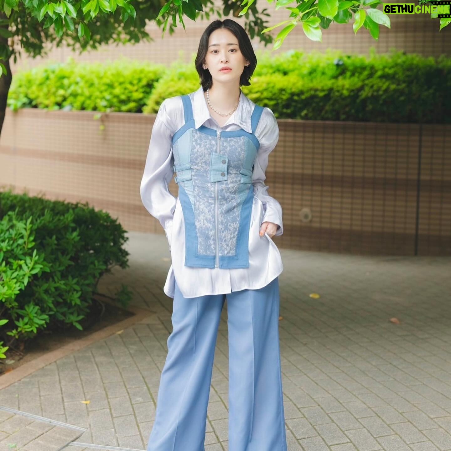Miki Yanagi - 5.1K Likes - お知らせ📢
7月はたくさんの雑誌で
ドラマ「GO HOME〜身元不明人相談室〜」のことや近況のお話を取り上げていただいております!
みなさん是非、お手に取っていただけますと嬉しいです!!☻
▫️BOMB 8月号
7月9日(火) 発売
▫️JI(ジャパニーズ インベスター)
7月25日(木) 発売
▫️ロト・ナンバーズ「超」的中法
7/29(月) 発売
📷: @_u_ya24_o0
👗: @youkoohizumi_pyon
💄: @ruuu15