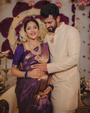 Milana Nagaraj Instagram - What a priceless feeling ♥️
#Blessed #KrissMi
#parentstobe 

Styling @tejukhushistylefiles
Jewellery @abarantimelessjewellery 
MUA: @makeup_sachin 
PC: @barrys.photography