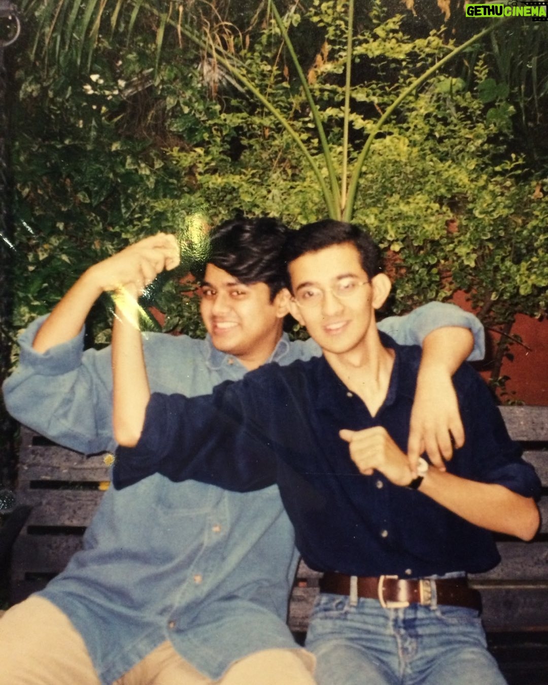 Milap Zaveri - 88 Likes - Blast from the past! Jawaani ke din. Puraani jeans aur puraana best friend! ❤️ @abkhatau