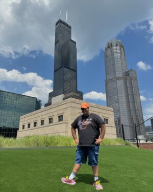 Milap Zaveri Instagram - Aaj main upar, aasmaan peeche! 😎 #Chicago