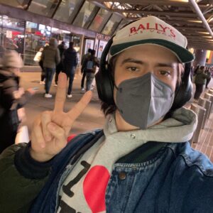 Miles Robbins Instagram - Had a great vacation in NY. Thanks again to the Port Authority Bus Terminal, Margaritaville Times Square, Purell, Dave, and Buster, for inviting us #buss-in #is5oclocksomewhere #cleanupyouract #playhardpowercard