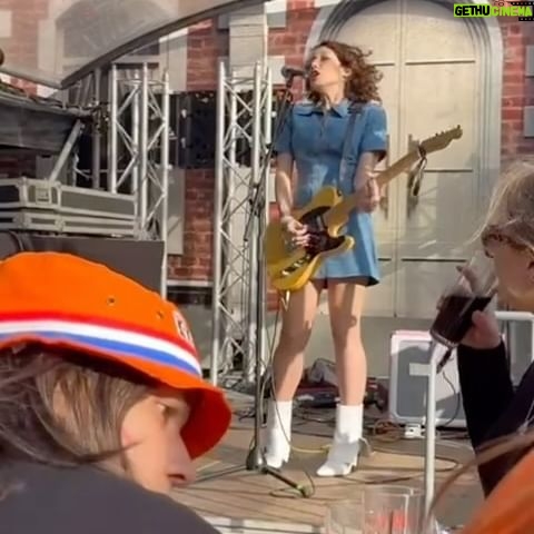 Militta Bora - 582 Likes - En la prueba de sonido de @festivaltrek soundcheck
Gracias🩷🩷 pronto posteo más videos. #amsterdam #festivaltrek