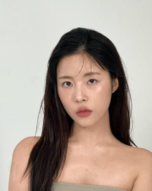 Min Do-hee Instagram - 🔜☺️