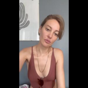 Mine Kılıç Instagram - 6 dakikanı bana  ayırıp videoyu izleyip paylaşır mısın? 
 6 gün sonra gerçekleşmesi henüz bir #ihtimal” olan bu 
 kanlı yasaya karşı verilecek mücadeleye destek için!

 #yasayıgeriçek 

#katliamyasasınahayır

 #kısırlaştıraşılatyaşat