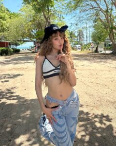 Actress Minnie HD Instagram Photos and Wallpapers July 2024