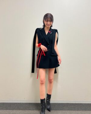 Mio Kudo Instagram - #赤羽骨子FES .
ありがとうございました❤️‍🔥
勢揃いでたのしかったな〜！！
ミッションクリアできてよかった…！

この夏は！
#赤羽骨子のボディガード で盛り上がりましょう🖤❤️‍🔥

インスタライブでリボンかわいい〜！っていってもらえてたみたいで嬉しいです！ありがとう🎀

💄　@yumikasawanishi 
👗　@stylistmikuishikawa