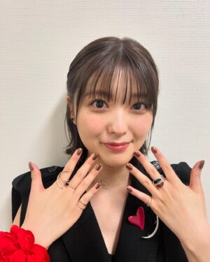 Mio Kudo Instagram - #赤羽骨子FES .
ありがとうございました❤️‍🔥
勢揃いでたのしかったな〜！！
ミッションクリアできてよかった…！

この夏は！
#赤羽骨子のボディガード で盛り上がりましょう🖤❤️‍🔥

インスタライブでリボンかわいい〜！っていってもらえてたみたいで嬉しいです！ありがとう🎀

💄　@yumikasawanishi 
👗　@stylistmikuishikawa