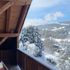 Mirela Mendoza Instagram - Megeve photo dump✨

#beextraordinary #skiweek #travellover #familytime #france