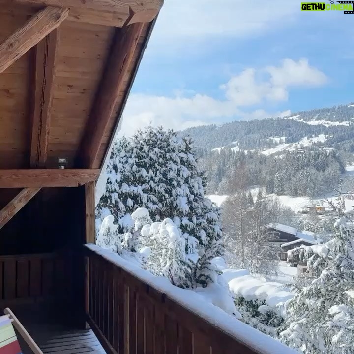 Mirela Mendoza - 5.4K Likes - Megeve photo dump✨
#beextraordinary #skiweek #travellover #familytime #france