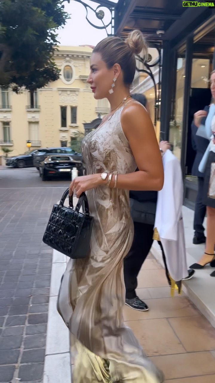 Mirela Mendoza - 5K Likes - 📍Mónaco 🇲🇨
#beextraordinary #betterthanever #travel #montecarlo #monaco