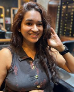 Actress Misha Ghoshal HD Instagram Photos and Wallpapers August 2024