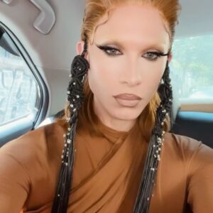 Miss Fame Instagram - Elegance lives on with @stephanerolland_paris #hautecouture. I was taken by the collection. Restoring my faith in glamour. Styled by @timothegrandchavin assist @fantinheiberg | custom color and hairstyle @parizhair. Merci beaucoup #MissFame #MissFashion #Paris #stephanerolland #stephanerollandcouture